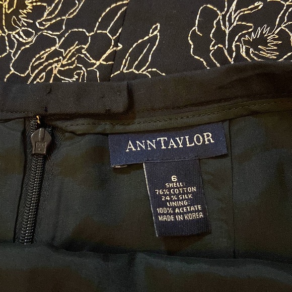 Vintage Ann Taylor embroidered skirt - Picture 3 of 4